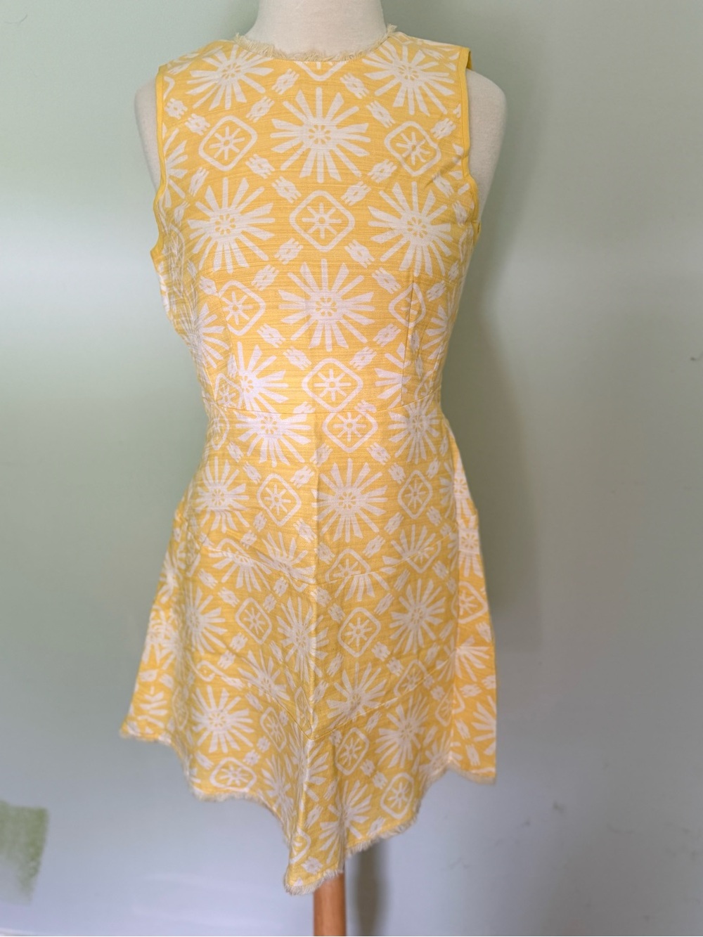 STS Yellow Linen White Floral A-Line Sleeveless Dress fringe hem